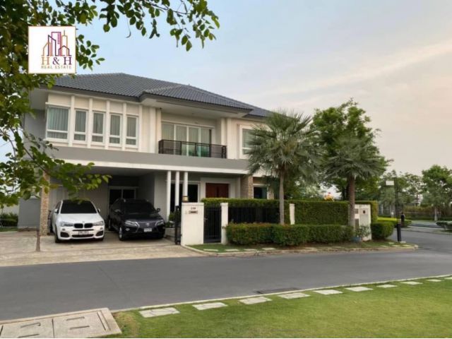ขายบ้านเดี่ยว 2 ชั้น หมู่บ้าน Bangkok Boulevard พระราม9 ศรีนครินทร์ เนื้อที่ 80.5 ตารางวา 4 ห้องนอน 5 ห้องน้ำ พื้นที่ใช้