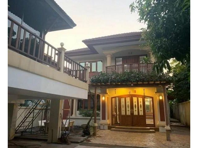 ให้เช่าบ้านเดี่ยว 2 ชั้น ย่านสุขุมวิท เอกมัยซอย10