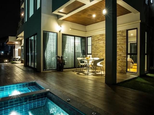 RENTบ้านหรู พระราม9 พร้อมสระว่ายน้ำส่วนตัว40万