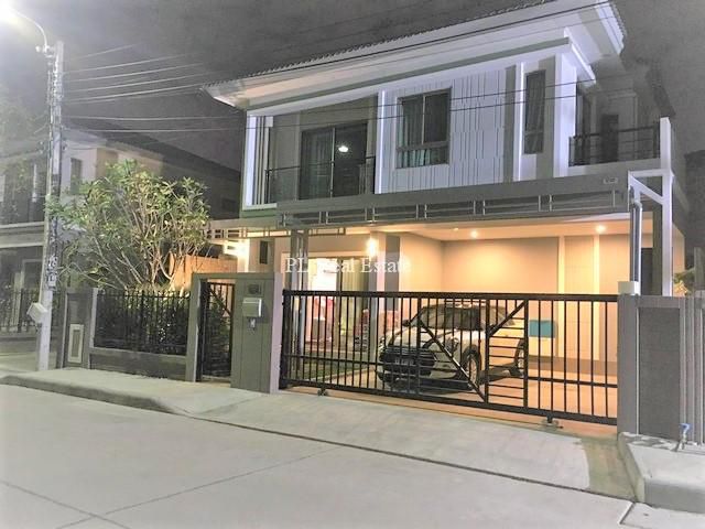 ขายบ้านแฝด เดอะ แพลนท์ เอสทีค พัฒนาการ 38