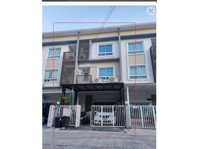 ให้เช่าทาวน์โฮมThe Rich Biz Home ลาซาล-แบริ่ง