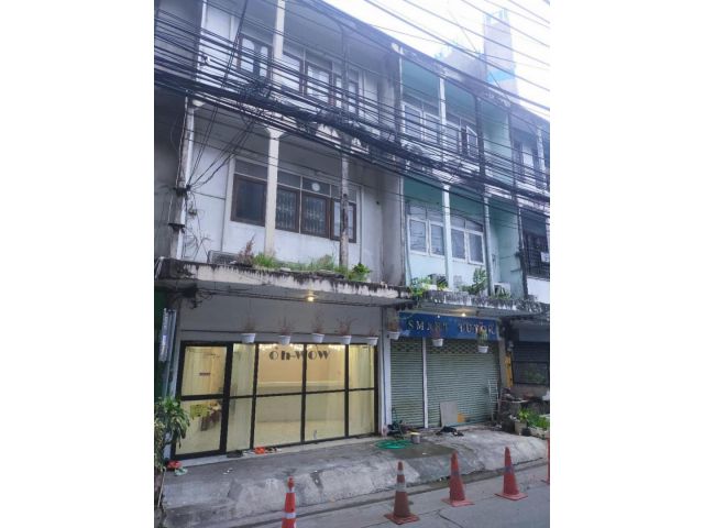 ให้เช่าอาคารพาณิชย์2คูหาย่านพหลโยธิน จตุจักร