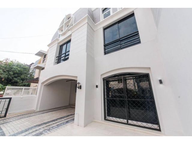 ขายด่วน / โฮมออฟฟิศ-ทาวน์โฮม 4 ชั้น ซ.เอกมัย12 ใกล้ห้างดองกี้, โรงเรียนนานาชาติเอกมัย, BTSเอกมัย