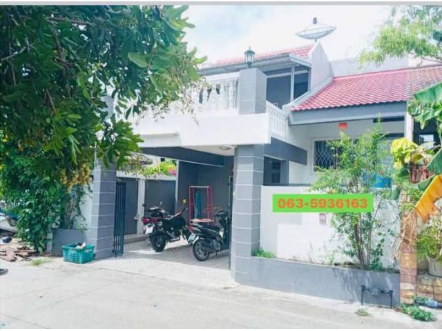 บ้านแฝด 2 ชั้น สร้างเอง ใกล้บางแสน ชลบุรี