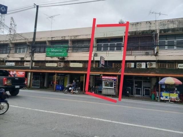 T01901 ให้เช่าตึกแถว ติดถนนคนเดินสันกำแพง