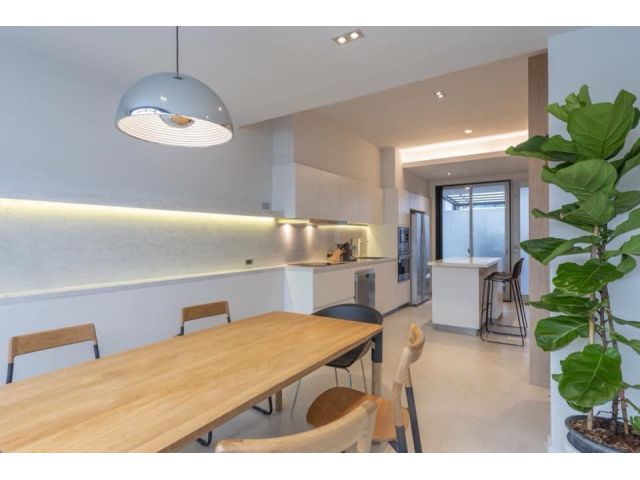 ขายบ้านสุขุมวิท 50 Townhouse หมู่บ้าน Blesstown ห่างรถไฟฟ้าสถานีอ่อนนุช 1 กิโล บ้านตกแต่งพร้อมอยู่ ขนาดพื้นที่ใช้สอย 280