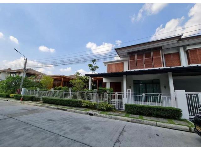 ขาย หมู่บ้านเศรษฐสิริ บางนา-วงแหวน
