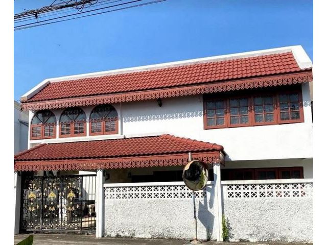 บ้านเดี่ยว 2 ชั้น หมู่บ้านเปี่ยมสุข ซอยลาดพร้าว63