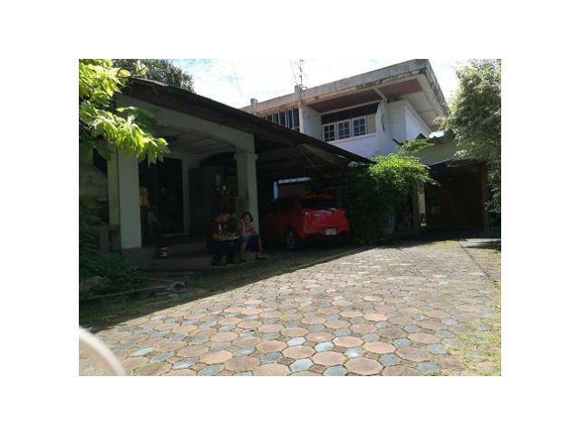 ขายบ้านเดี่ยว 2 ชั้น ซอยรามคำแหง 44 หัวหมาก ลำสาลี ขนาด 103 ตรว. 3 ห้องนอน 2 ห้องน้ำ 1 ออฟฟิศ เข้าซอยเพียง 500 เมตร เข้า