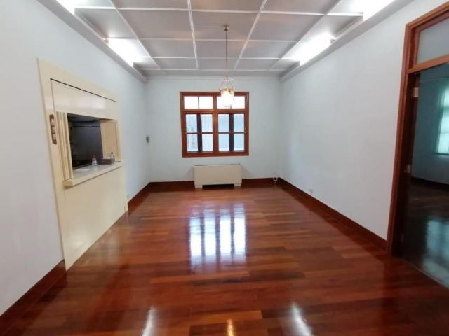 บ้านเดี่ยว ย่าน ใจกลางเมือง ตรงข้ามสวนลุมพินี