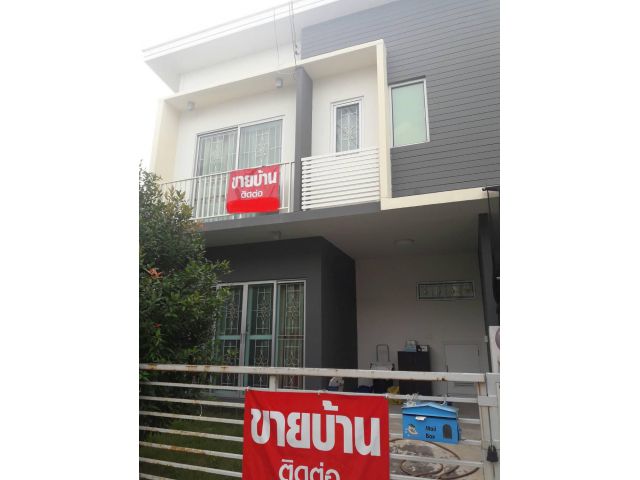 ขายทาวน์โฮม 2ชั้น หลังมุม 22.6 ตารางวา มบ.เดอะคอนเนค 12A สุวรรณภูมิ
