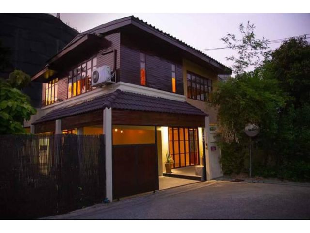 ขายบ้านเดี่ยว อินทามระ 40 บ้านสวยครึ่งปูนครึ่งไม้น่าอยู่ ไป วิภาวดี ดินแดง รัชดา พระราม9 สะดวกมาก ใกล้มหาวิทยาลัยหอการค้