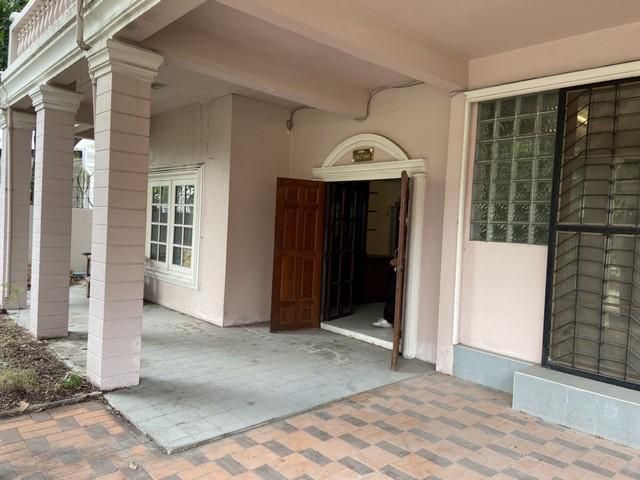 ให้เช่า บ้านเดี่ยวซอยวชิรธรรมสาธิต สุขุมวิท
