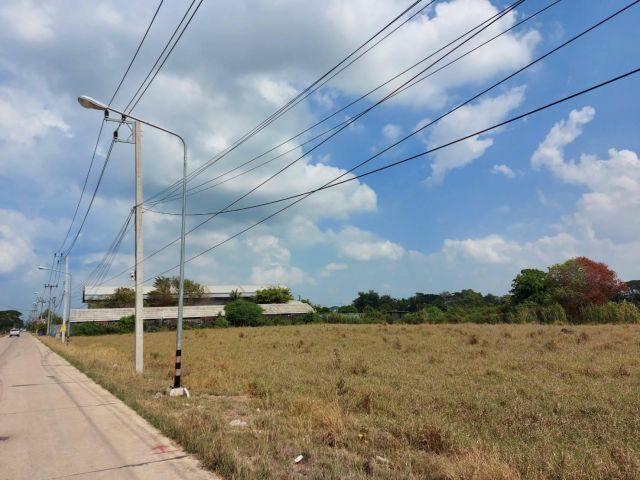 ขายที่ดินย่านหทัยราษฎร์-วงแหวน-ลำลูกกา   เนื้อที่ 2 ไร่  ขายไร่ละ 8 ล้าน  เหมาะปลูกบ้าน ทำโกดัง หรือโรงงาน