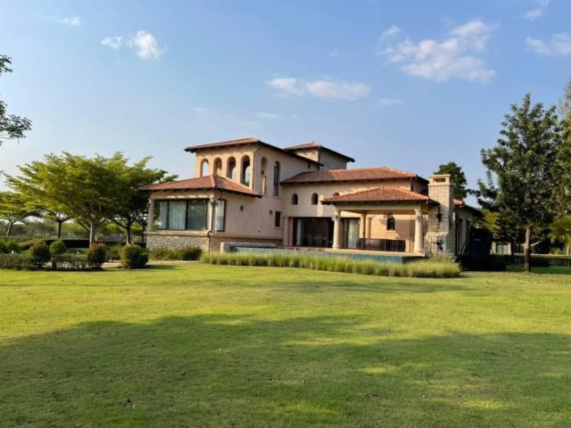 ขายบ้านพักตากอากาศ ทอสคาน่า บ้านหรูในสนามกอล์ฟ Toscana เขาใหญ่