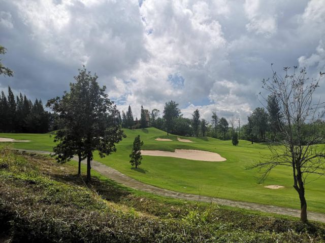 ขายที่ดิน 230 วา ในทอสกาน่า วิวสวยติดสนามกอล์ฟ ขายวาละ 69,000 บาท