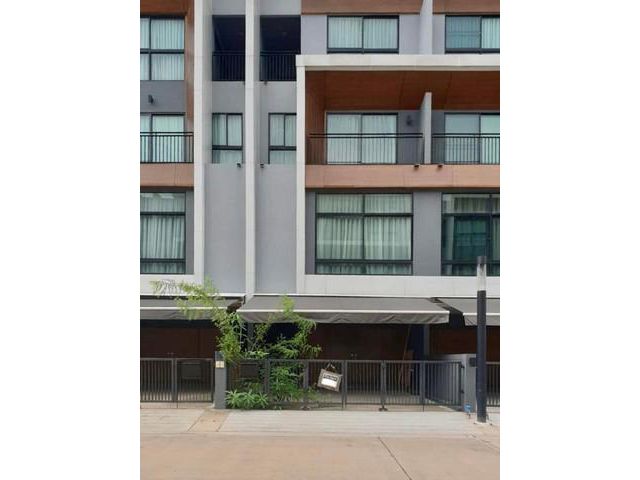 ให้เช่าทาวน์โฮม3.5ชั้น อาร์เดนพัฒนาการ20 เฟอร์ครบ