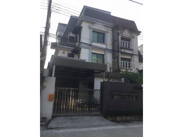 ให้เช่าโฮมออฟฟิศ3ชั้นย่านศรีนครินทร์ อ่อนนุช