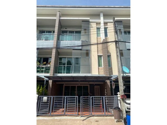 3 ห้องนอน  4 ห้องน้ำ ซอยโยธินพัฒนา 11 แยก 7