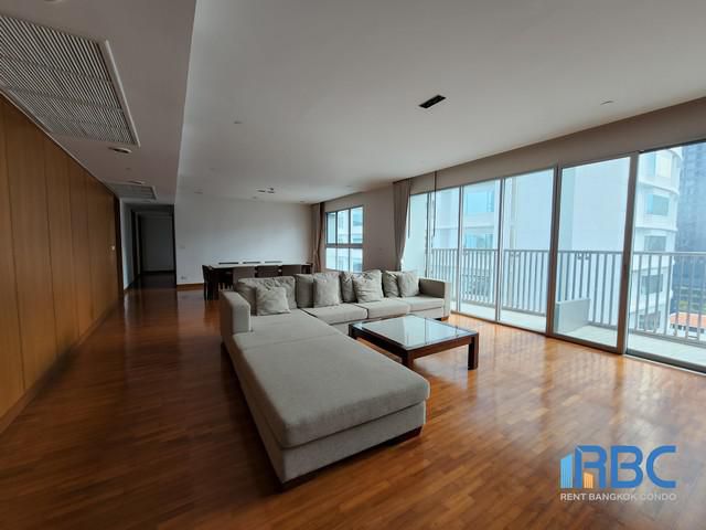Chotiyakorn Apartment near BTS Asoke, Pet friendly