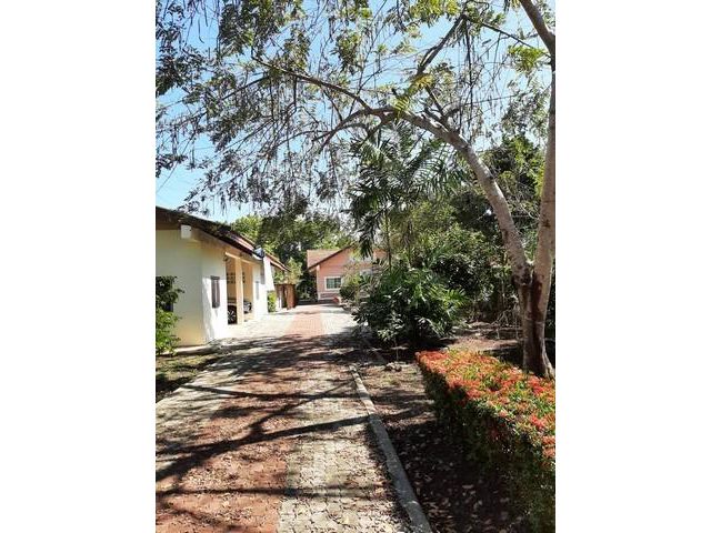 ขายที่ดิน 2ไร่ พร้อมสิ่งปลูกสร้าง ริมแม่น้ำแม่กลอง