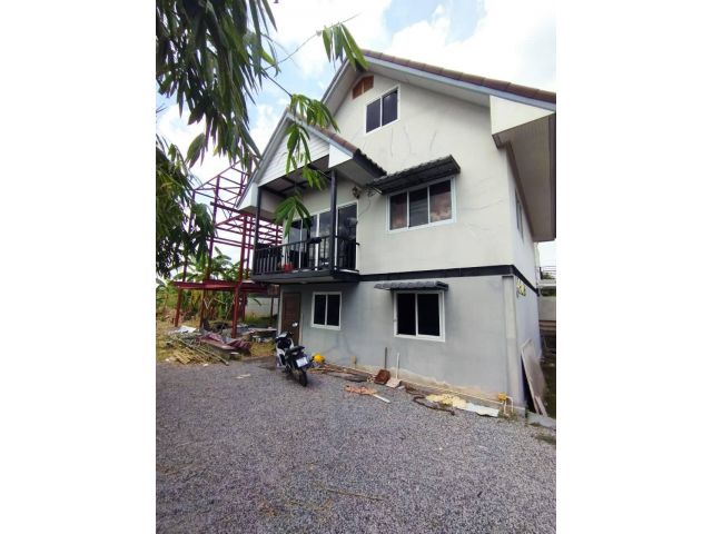 DHA20 ขายที่ดินพร้อมบ้าน ในหมู่บ้านบึงบัว ซอยคุ้มเกล้า 20/1