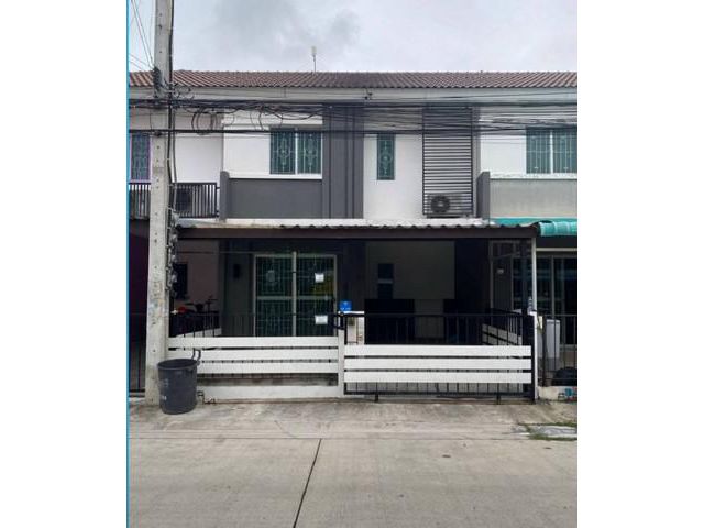 ให้เช่าทาวน์โฮม 2 ชั้นใน พฤกษา 86ลาดกระบัง54