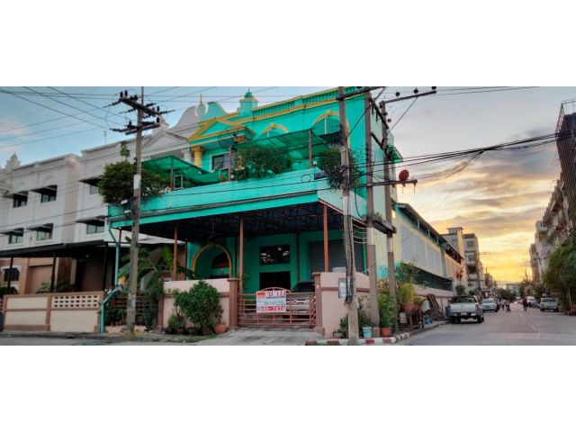 ขายที่ดิน อาคารโกดัง อ้อมน้อย กระทุ่มแบน 108 ตรว.