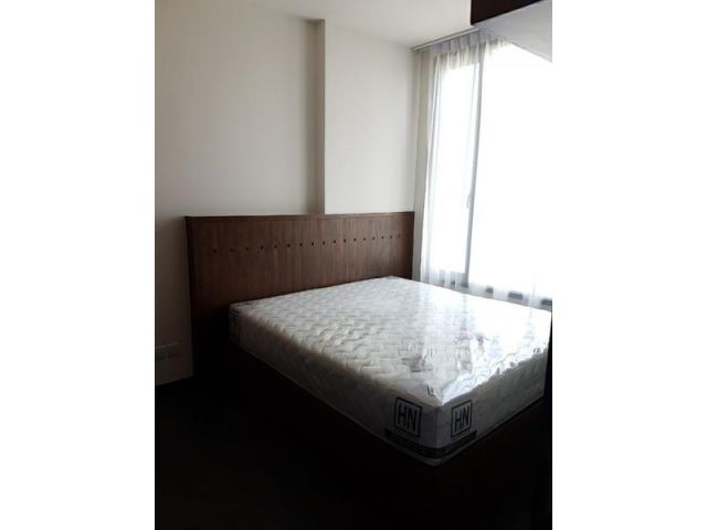 Edge Sukhumvit 23 1 Bed 7.7 mb
