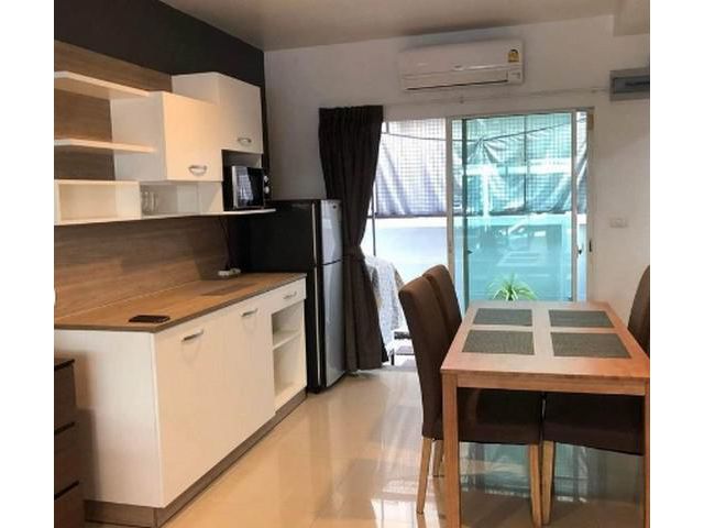 ให้เช่าทาวน์เฮ้าส์ 3 ชั้น เดอะ เมทโทร พระราม 9