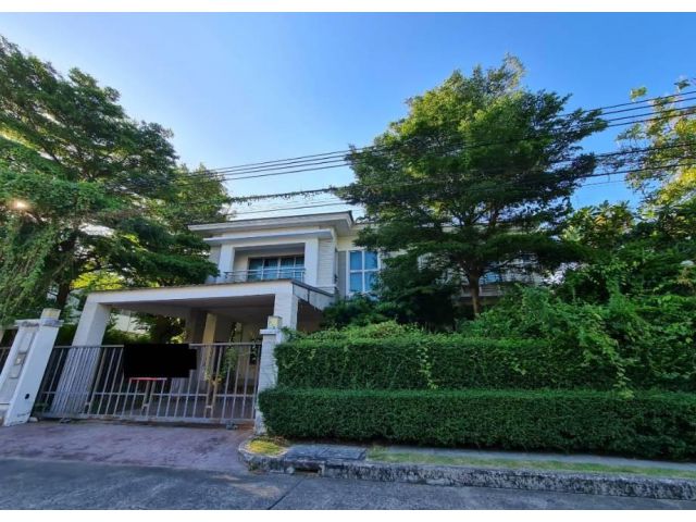 ขายบ้านเดี่ยว2 ชั้น เพอร์เฟคมาสเตอร์พีซ พระราม 9 เนื้อที่ 122 ตารางวา 3 ห้องนอน 5 ห้องน้ำ หน้าหมู่บ้านใกล้ทางขึ้นทางด่วน