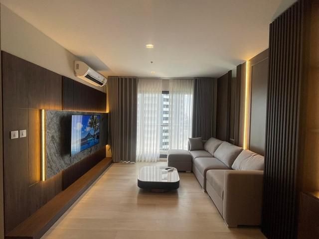 Life One Wireless Condo, near BTS Ploenchit