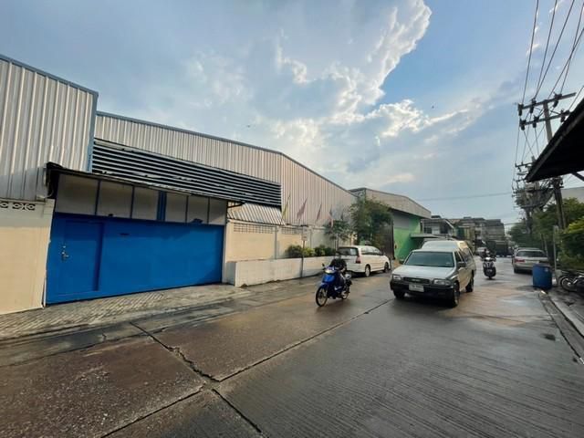 ให้เช่าโกดังพร้อมสำนักงาน ย่านสุขสวัสดิ์ พระราม2