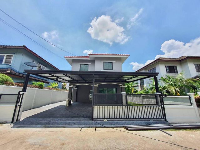 บ้านเดี่ยว 2 ชั้น #หมู่บ้านเคซีการ์เด้นโฮม6 ถนนนิมิตใหม่ 40 หน้าบ้านกว้างขวางต่อเติมห้องครัวขนาดใหญ่ คุ้มสุดๆ หิ้วกระเป๋