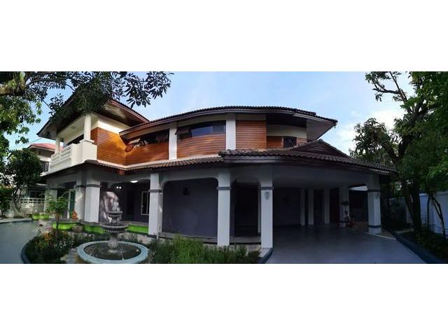 ขายบ้านเดี่ยว​2ชั้นหลังมุมมบ.สินบดี3ประชาอุทิศ 72