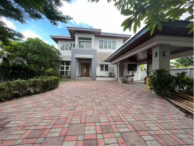 HR1308 ให้เช่าบ้านเดี่ยว ปรับปรุงใหม่ 234 ตร.ว. 4 ห้องนอน 3 ห้องน้ำ บ้านกว้างขวางพร้อมสวน ลาดพร้าว15