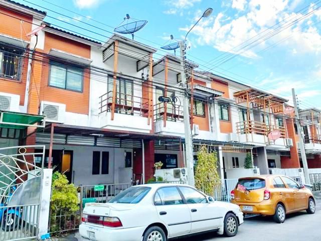เซ็นทรัลไบเทคบางนา 2ชั้น 3นอนBTSอุดมสุข 49-53