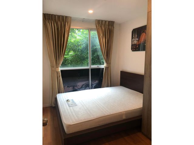 คอนโดต้องการขาย ลุมพินี เพลส บางนา กม.3  บางนา-ตราด 23 บางนา บางนา 1 ห้องนอน พร้อมอยู่ ราคาถูก