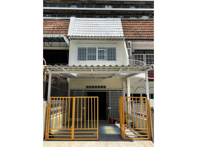 20ตรว BTSพร้อมพงษ์ MRTคลองเตย สุขุมวิท10-18 2ชั้น
