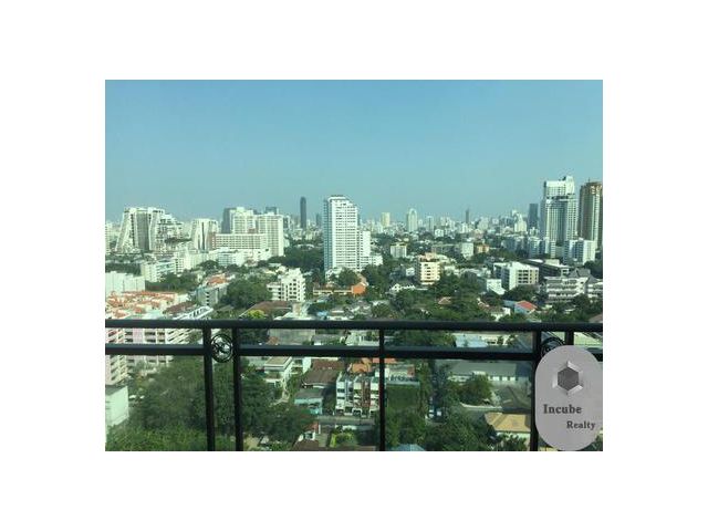 Royce Private Residence Sukhumvit 31 2 Bed 23.5 mb
