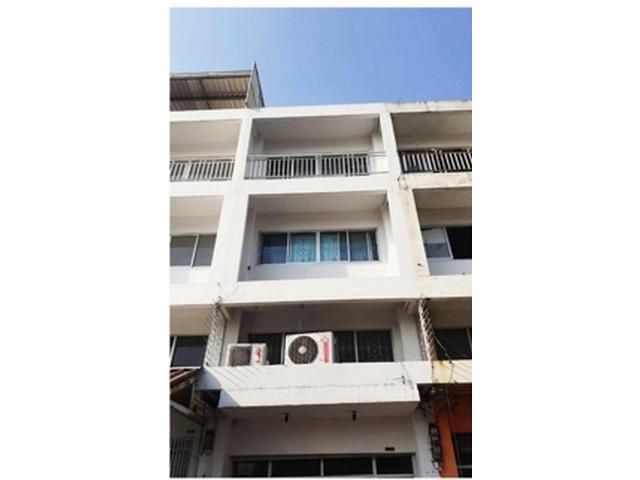 ให้เช่าอาคาร 3 ชั้น 240 ตรม.ติดถนนสายไหม