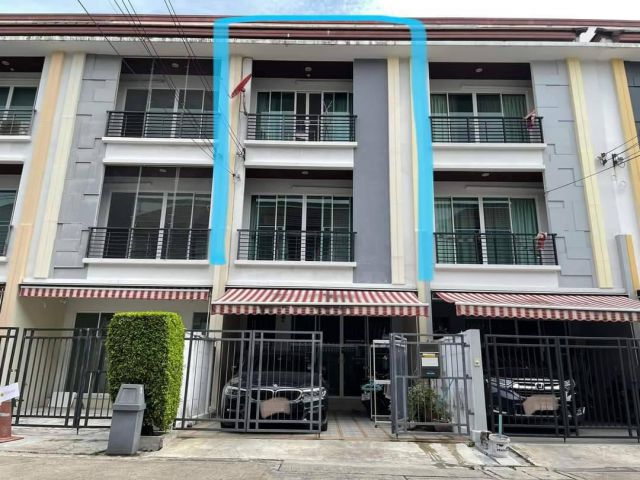 ขายทาวน์โฮม 3 ชั้น บ้านกลางเมือง รัชดา 36