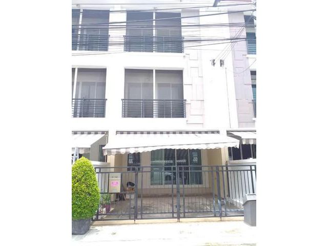 HR1322 ให้เช่าทาวน์โฮมเอสเซ็นส์ ศรีนครินทร์ 3 ห้องนอน 3 ห้องน้ำ แอร์ 2