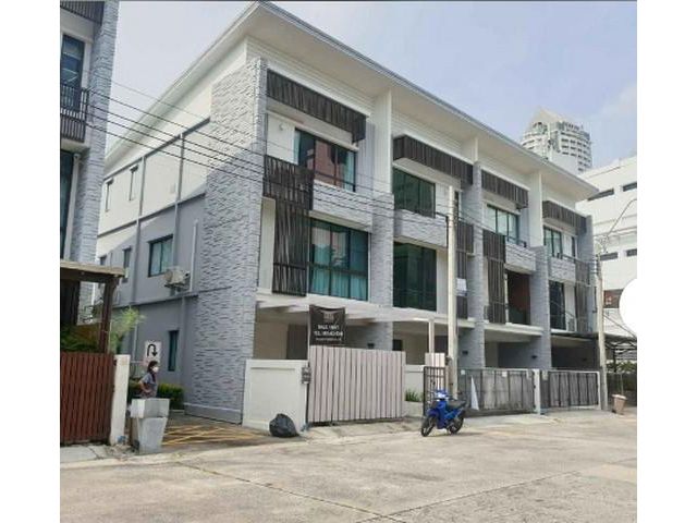 ให้เช่าและขายโฮมออฟฟิศ3ชั้น Plex บางนา