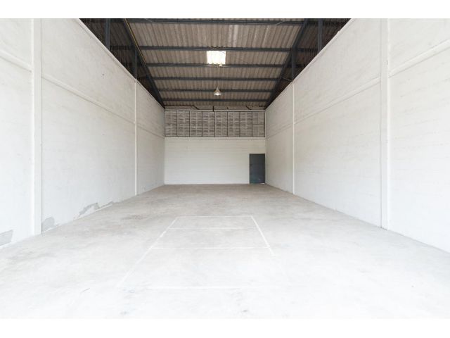 ให้เช่าโกดังเก็บสินค้า จรัญสนิทวงศ์ซอย92 บางพลัด