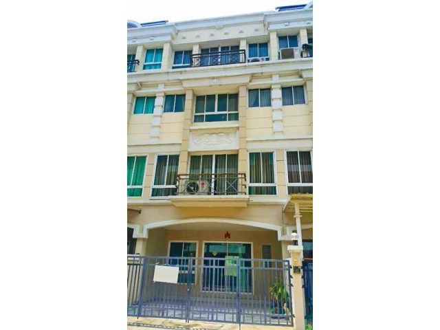 MRTสวนหลวง ร.9 ซีคอนสแควร์ ศรีนครินทร์ 4ชั้น 6นอน