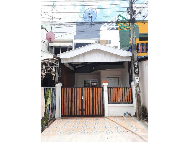 ทาวน์เฮ้าส์ 2 ชั้นถนนเมนกว้างมากแต่งสวย พร้อมอยู่ #หมู่บ้านธันยพฤกษ์ หลังบ้านไม่ติดใคร รีโนเวท พร้อมอยู่ ใกล้สน.หนองจอก