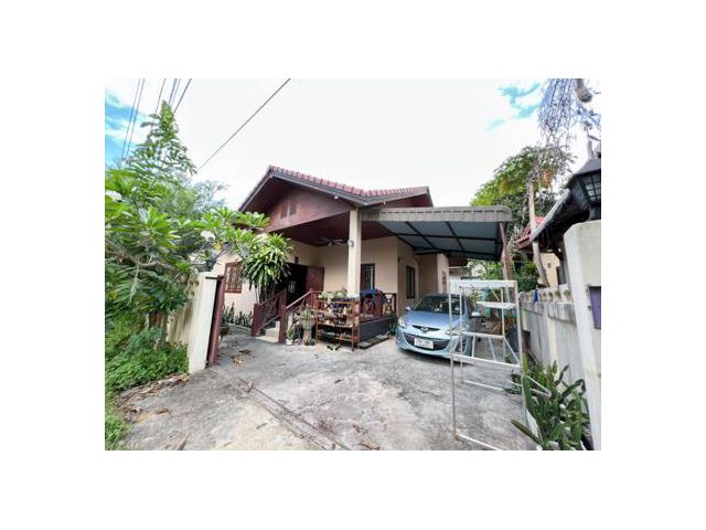 Sale House Near Bangrak beach  Bophut . Koh Samui