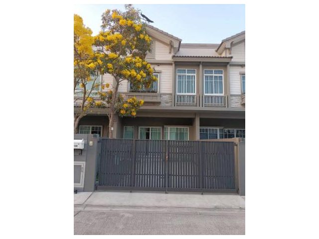 ขายทาวน์โฮม โครงการ villaggio เพชรเกษมสาย4 กระทุ่มแบน สมุทรสาคร.