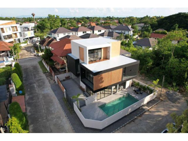 ขายบ้านหางดง สไตล์Pool Villa สร้างใหม่ ใกล้กาดฝรั่ง เนื้อที่ 72 ตร.ว. พร้อมสระว่ายน้ำ+เฟอร์นิเจอร์ครบ